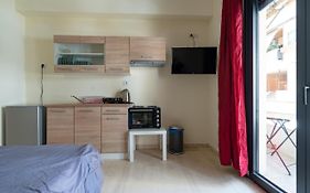 Studio Ag. Ioannis Metro Station 1 Bed 2 Pers